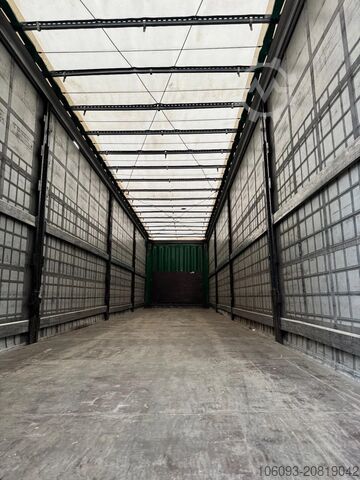 Schiebeplanen Krone 3-ass schuifzeilen oplegger