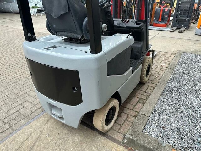 VS-22604 Elektrische triplex heftruck Nissan NISSAN 3f430