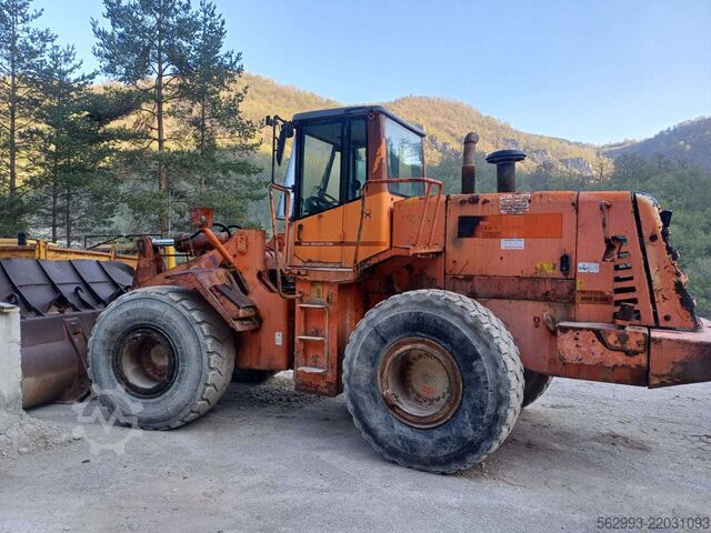 Chargeuse sur pneus Fiat-Hitachi W230