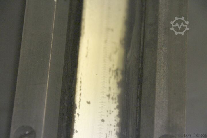 Hidraulikatartály kémlelőüveg unbekannt 805 x 25