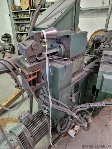 Esztergapad tour à repousse TERMOZ sheet metal forming machine