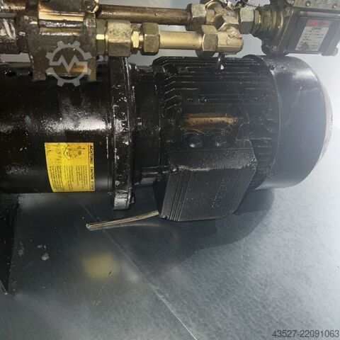 Kühlmittelpumpe KNOLL KTS 25-50-T + Motor
