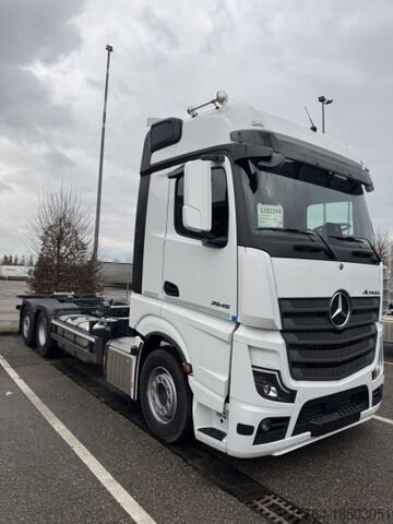 Wissellaadbak vrachtwagen MERCEDES-BENZ ACTROS 2545 BIGSPACE MULTI-WECHSELRAHMEN RETARDER, MIETKAUF MGL.