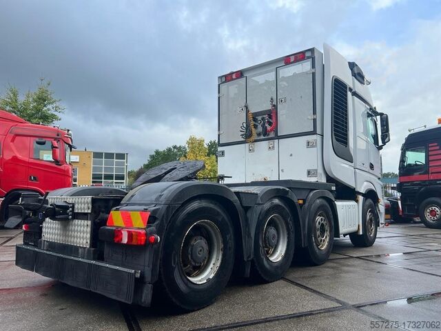 Zware belasting Mercedes-Benz Actros 4163 8x4/4 SLT