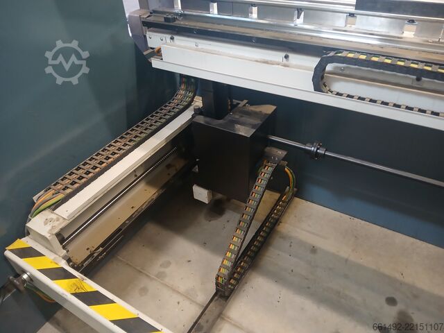 Abkant pres DURMA AD-S 30100