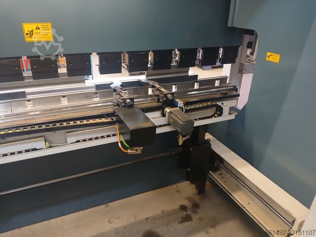 Abkant pres DURMA AD-S 30100