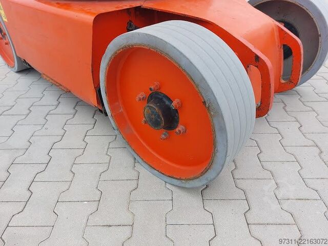 Leddelt teleskopisk arbejdsplatform Manitou 120AETJ C 3D