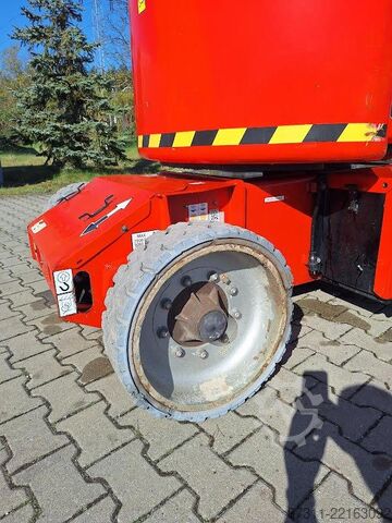 Leddelt teleskopisk arbejdsplatform JLG E400AJPN