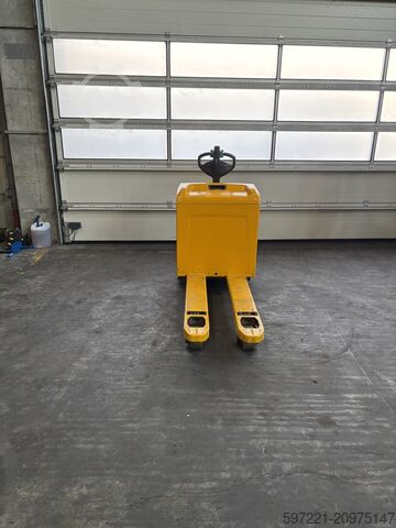 Elektryczne wózki paletowe Jungheinrich EJE 116