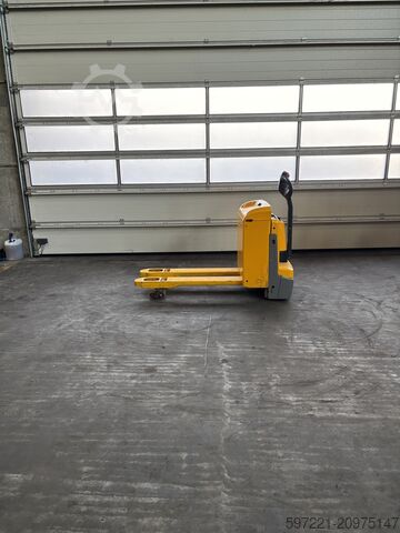 Elektryczne wózki paletowe Jungheinrich EJE 116