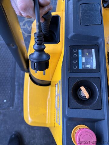 Elektryczne wózki paletowe Jungheinrich EJE 116