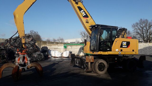 Warehouseman Caterpillar MH3022