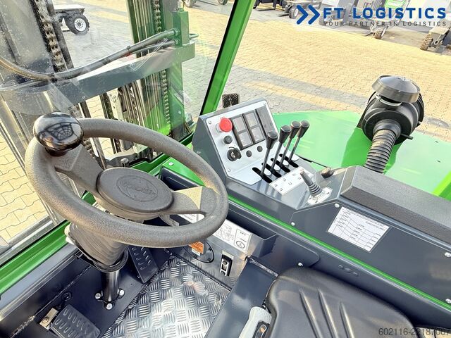 Fyrvägstruck Combilift CB3000 DIESEL TRIPLEX 4900 POSITIONER