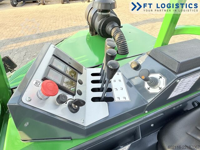 Fyrvägstruck Combilift CB3000 DIESEL TRIPLEX 4900 POSITIONER