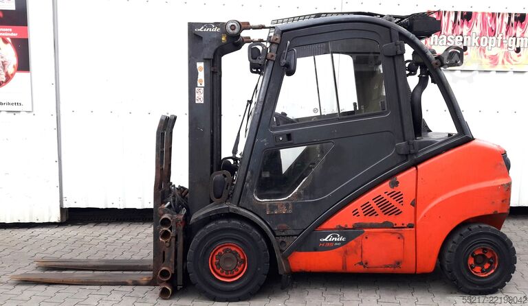 Gaffeltruck Linde H35D - 02