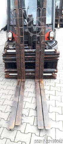 Gaffeltruck Linde H35D - 02