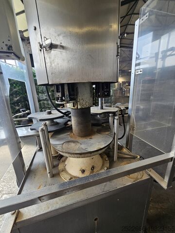 μηχανή για το κλείσιμο γυάλινων μπουκαλιών Bertolaso SIGMA 103