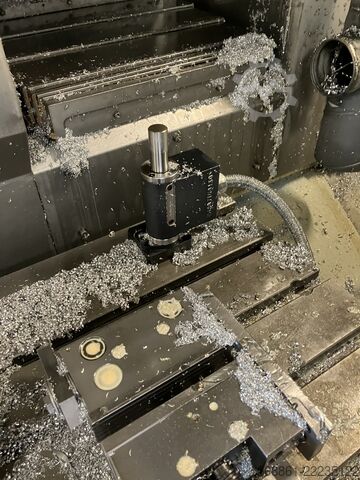 Vertical machining center Mazak VTC-200C