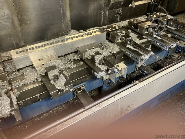 Vertical machining center Mazak VTC-200C