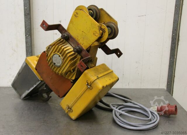 Paranco a catena con carrello 250 kg Balkancar B053M