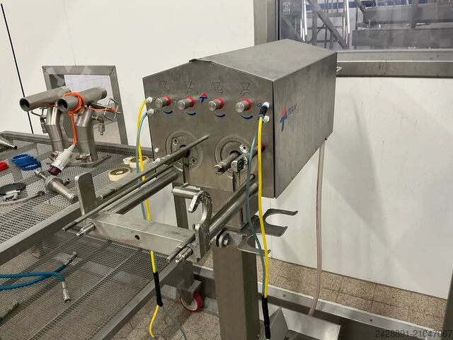 Dozownik z 2 kubkami Turbo D252P