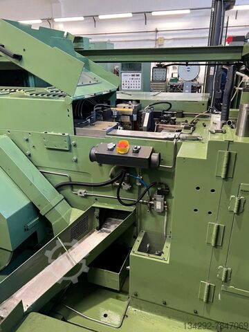 Machine voor het maken van schroeven CARLO SALVI 873/SV