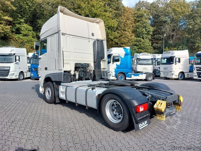 Standardni tegljač DAF XF106-460 SSC-INTARDER-2 Tanks-Parking Cool-Kipp