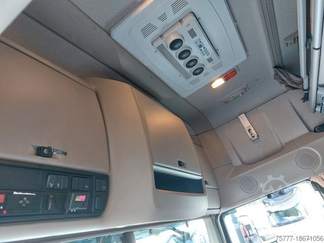 Standardni tegljač DAF XF106-460 SSC-INTARDER-2 Tanks-Parking Cool-Kipp