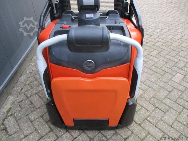 Hoogheffende palletwagen BT SPE200L