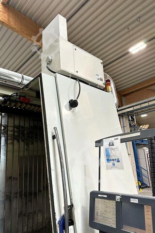 Pionowe centrum obróbcze HURCO VTXZ 2000