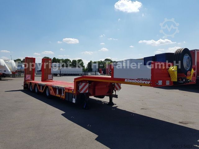 Dieplader oplegger KÄSSBOHRER Tieflader Lowbed SLA3 Radmulde/Wheel Recess