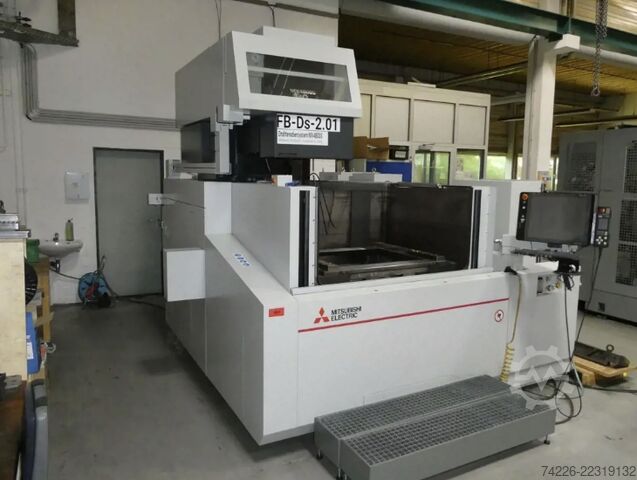 Mašina za erodiranje žicom Mitsubishi MV4800S Mitsubishi MV4800S