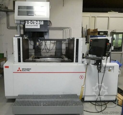 Mašina za erodiranje žicom Mitsubishi MV4800S Mitsubishi MV4800S
