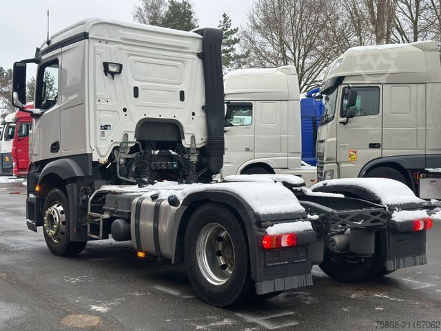 Nákladní vůz na nebezpečné materiály MERCEDES-BENZ Actros 1840 ADR FL/AT Safety Xenon