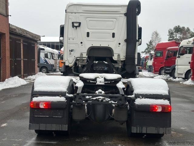 Nákladní vůz na nebezpečné materiály MERCEDES-BENZ Actros 1840 ADR FL/AT Safety Xenon