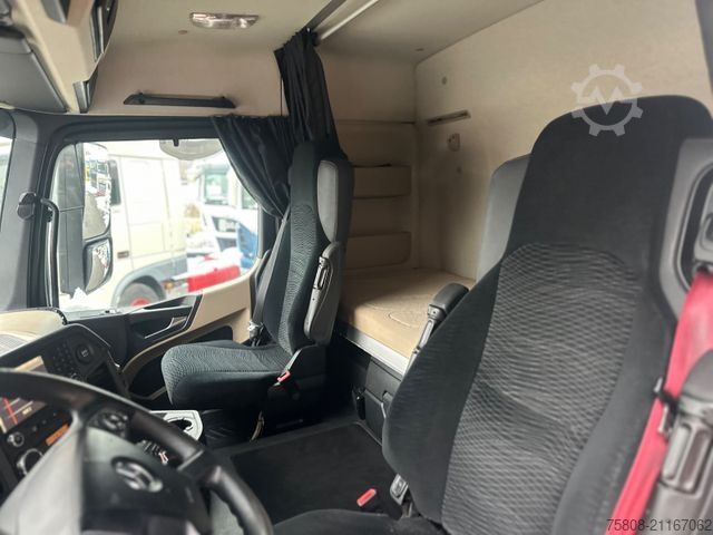 Nákladní vůz na nebezpečné materiály MERCEDES-BENZ Actros 1840 ADR FL/AT Safety Xenon