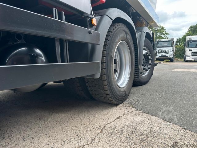 Cisternové vozidlo MAN TGM 26.320 Rohr 21.000L Oben/unten Funk Lenk