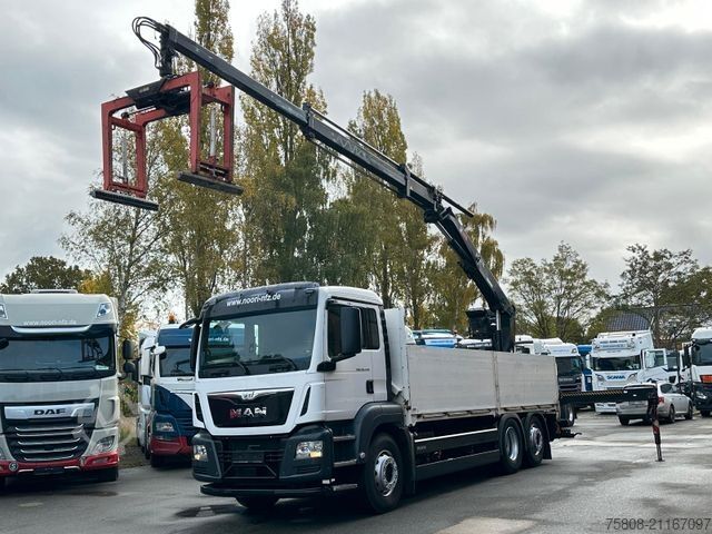 Jeřáb na nákladním automobilu MAN TGS 26.440 Baustoff Hiab XS177 K Lenk Navi