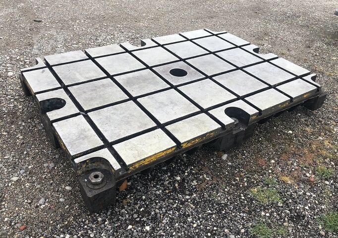Płyty podłogowe ze stali Taques acier rainurée - Steel Plates 2210 x 1500 x 260 mm