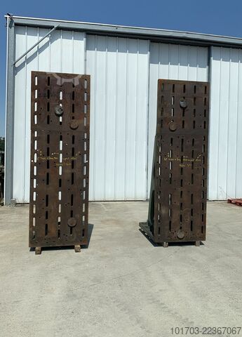 Para żeliwnych płyt kątowych Paire d'équerres en fonte 3000 x 1000 x 1245 mm