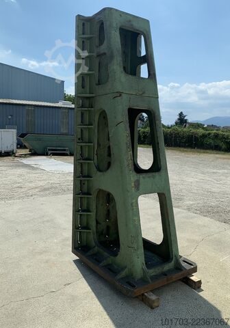 Para żeliwnych płyt kątowych Paire d'équerres en fonte 3000 x 1000 x 1245 mm