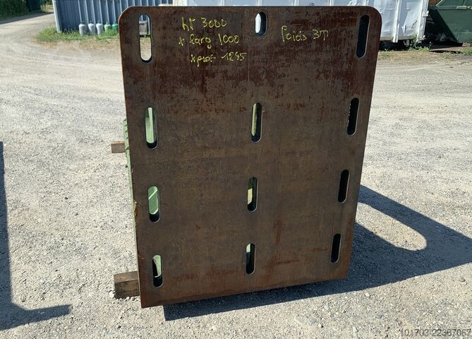 Para żeliwnych płyt kątowych Paire d'équerres en fonte 3000 x 1000 x 1245 mm