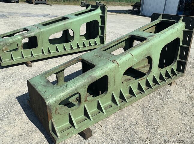 Para żeliwnych płyt kątowych Paire d'équerres en fonte 3000 x 1000 x 1245 mm