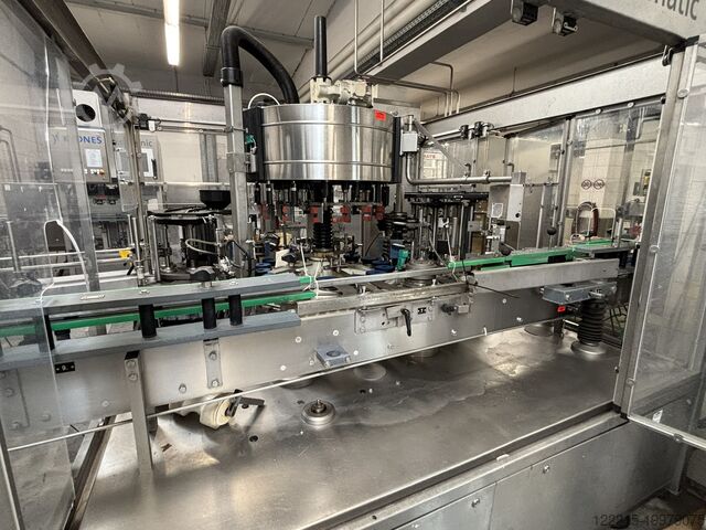 Krones Prontomatic 720 - 15 Cold Glue Labeler (2004) Krones Kaltleim / Nassleimetikettierer