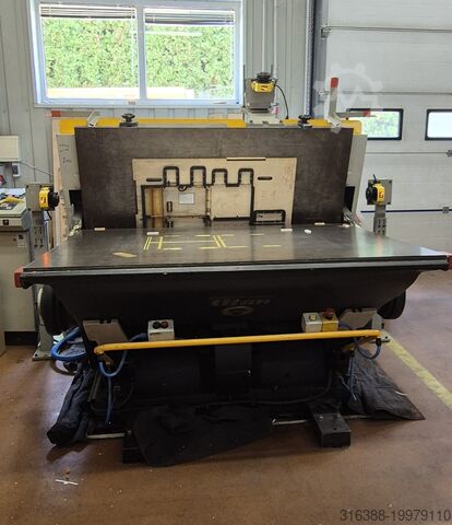 Sztanctygiel / troqueladora de platina alimentada a mano Erba Titan 6PN