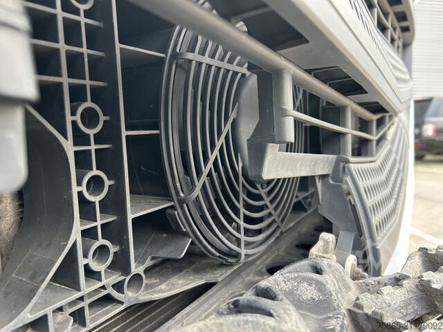 Standaard-SZM Mercedes-Benz Actros 1842 Streamspace / 574 dkm / Tacho V2 / ...