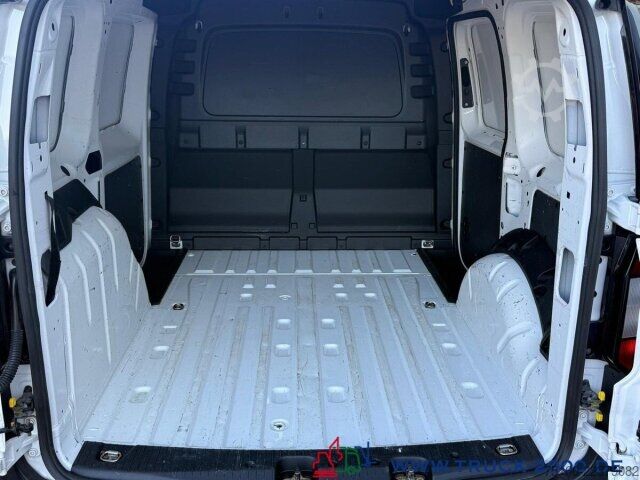 Furgon blaszak Volkswagen Caddy Cargo 2.0 TDI Klima Navi Rohrbox NUR 70TKM
