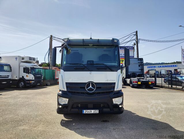 Truck chassis Mercedes-Benz Antos
