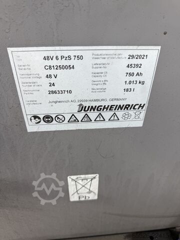 Elektrische vorkheftruck met 4 wielen Jungheinrich EFG 320 / Kabine / 2195 Std.