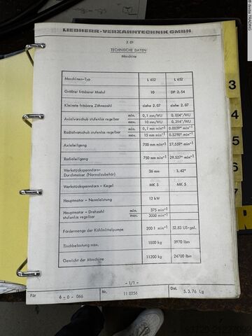 Gear Hobbing and Shaping Mach. -combined LIEBHERR L 652